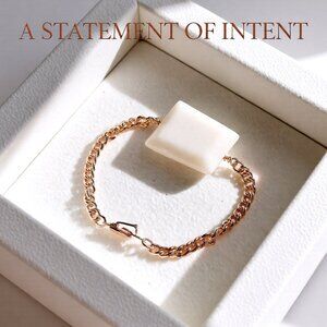 Insta-Ready! Minimalist Upscale Chic! White Stone Trapez & Gold Chain Bracelet